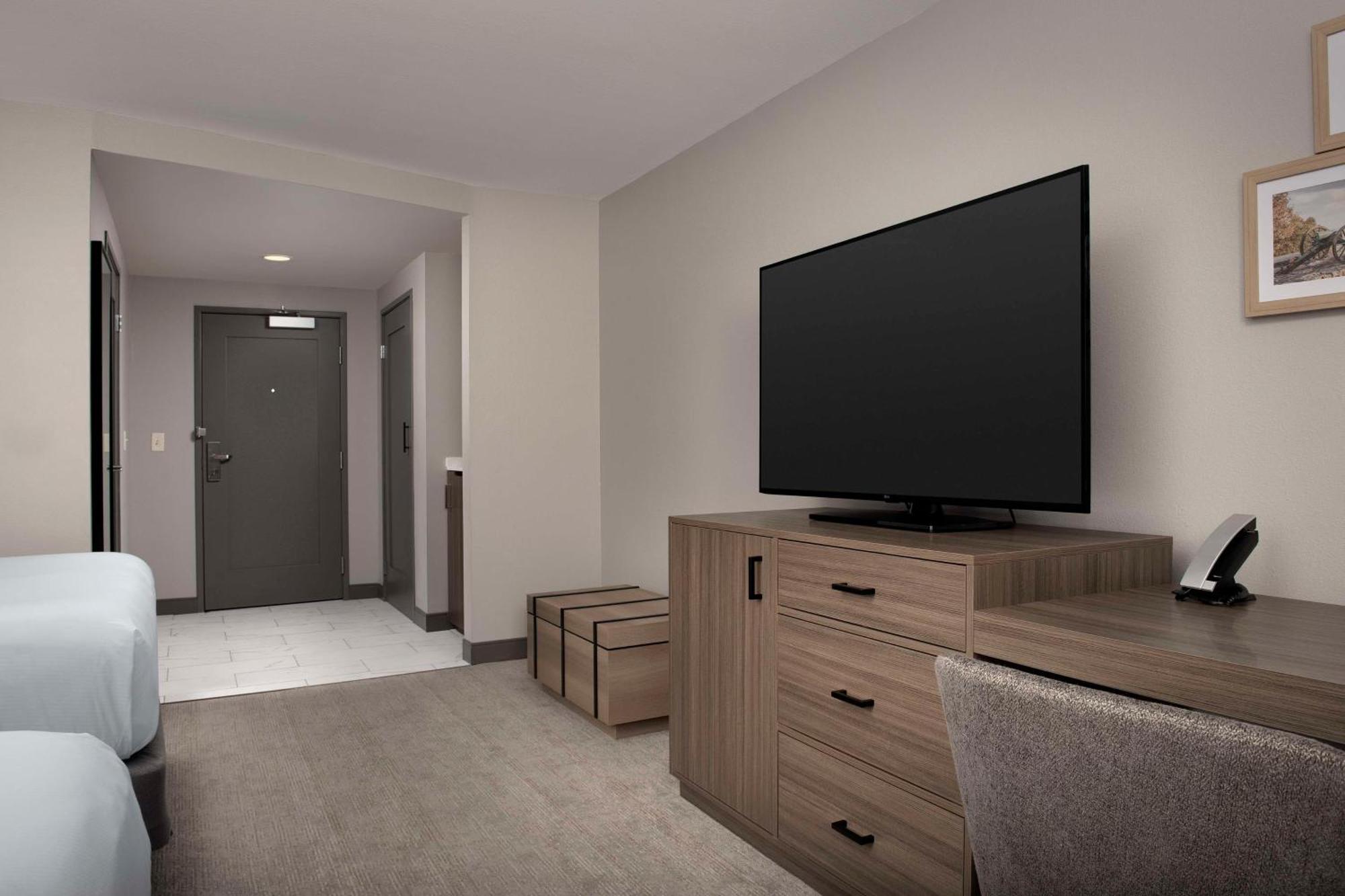 Hotel Doubletree By Hilton Hamilton Place